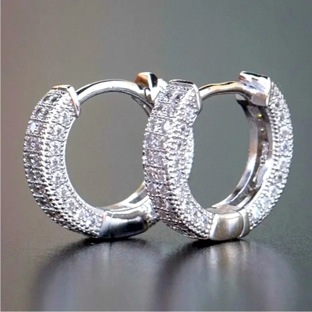 New Sterling Silver Sim. Diamonds Slim Huggie Studs